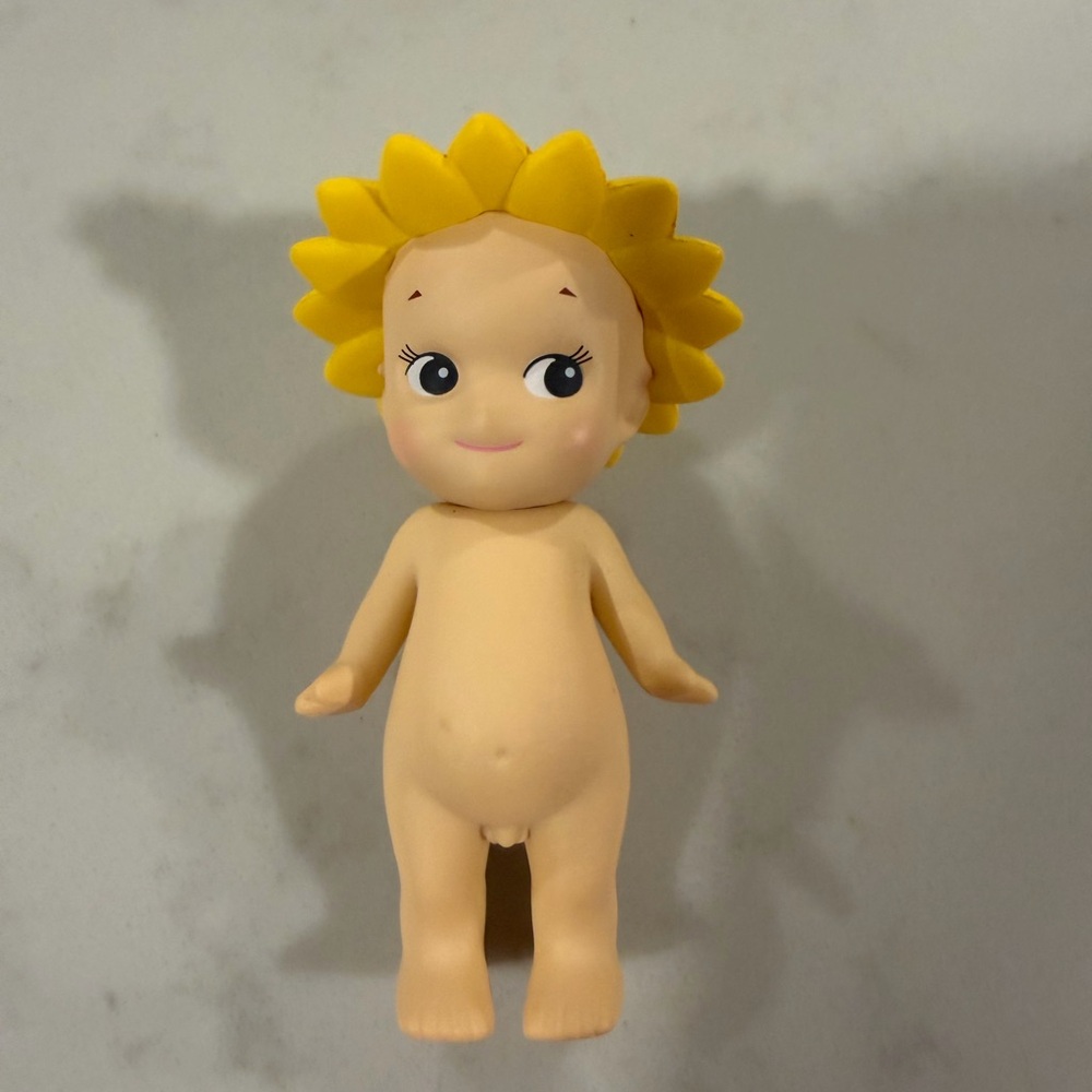 NWT Sunflower - Sonny Angel Flower Series Figure - Picture 3 of 6